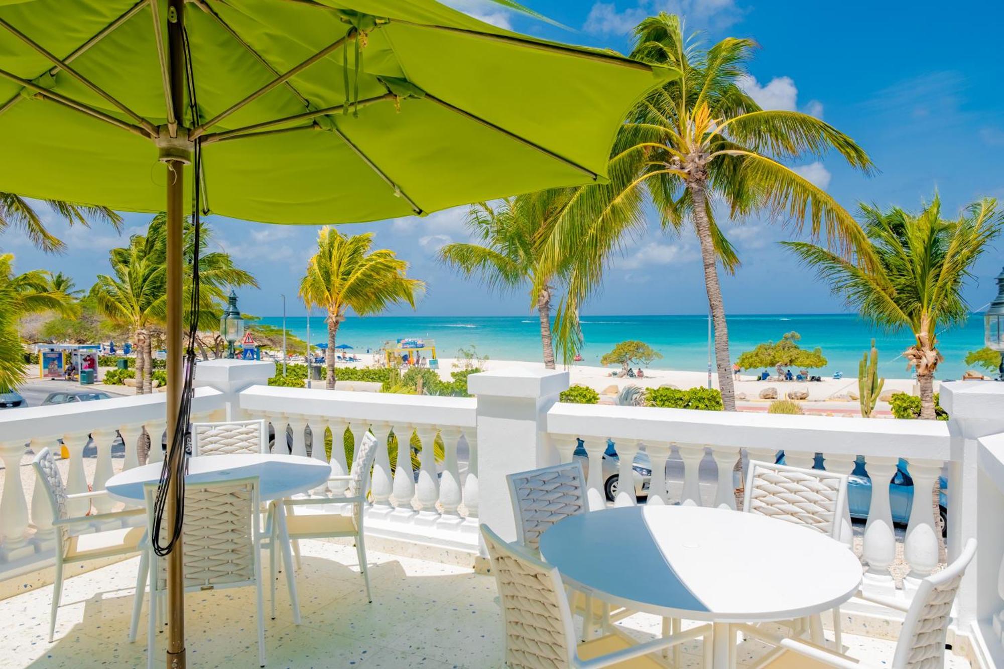 Amsterdam Manor Beach Resort Palm Beach Exterior photo